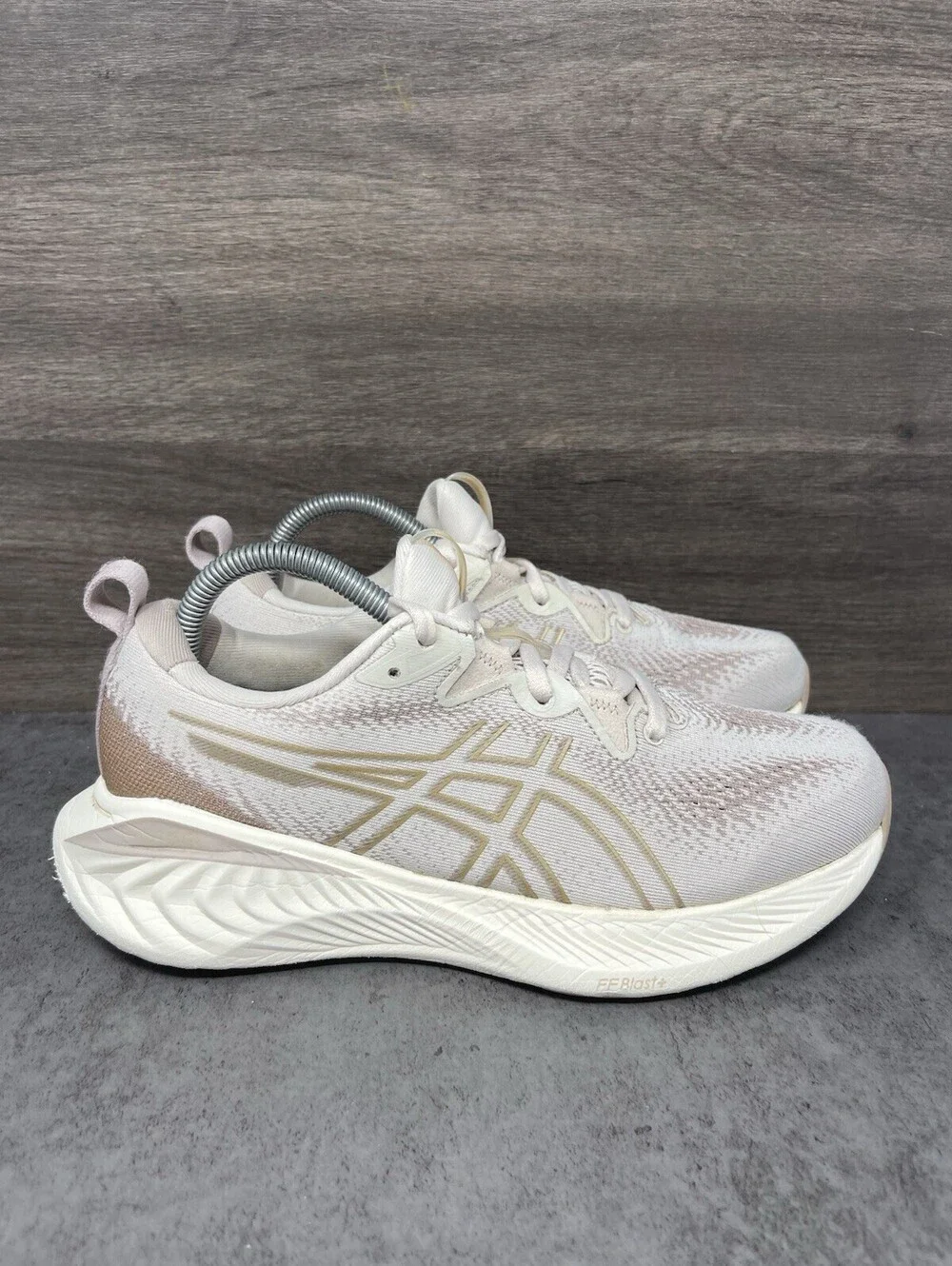 ASICS Gel Nimbus 26 Cream Beige Womens Size 8.5 Running Walking Shoes 1012B441